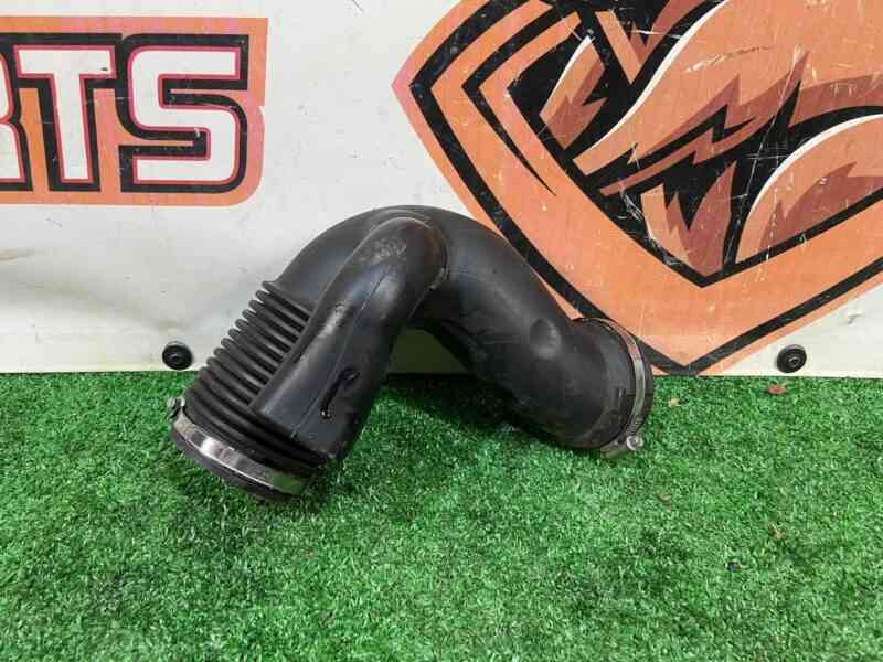 LR036471 Air duct Range Rover Sport L494 (2014-2022) USED cost 40 € in stock 3 pcs.
