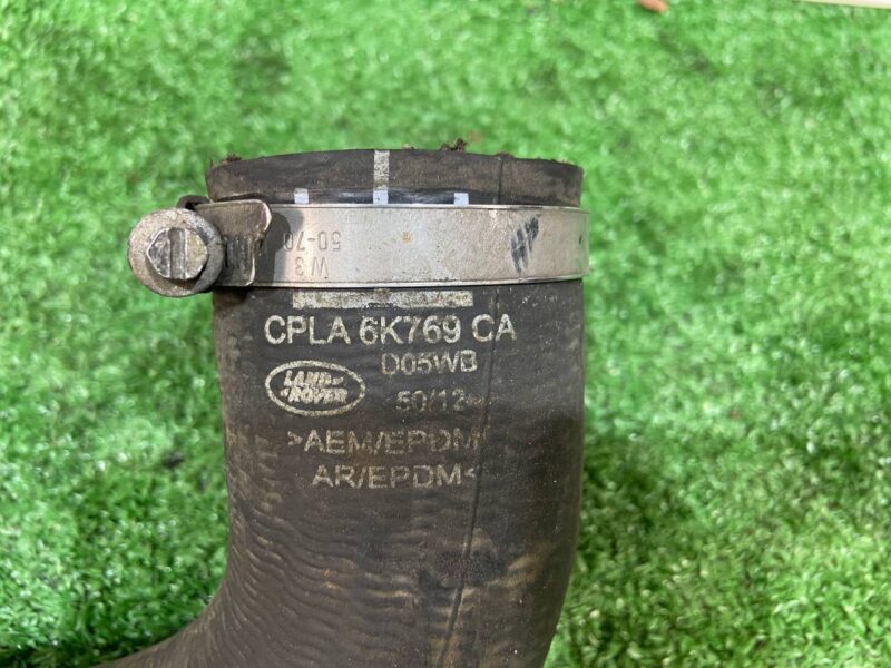 LR036476 Turbine pipe right 3.0TD, 4.4TD Range Rover Sport L494 (2014-2022) Used cost 30 € in stock 4 pcs.