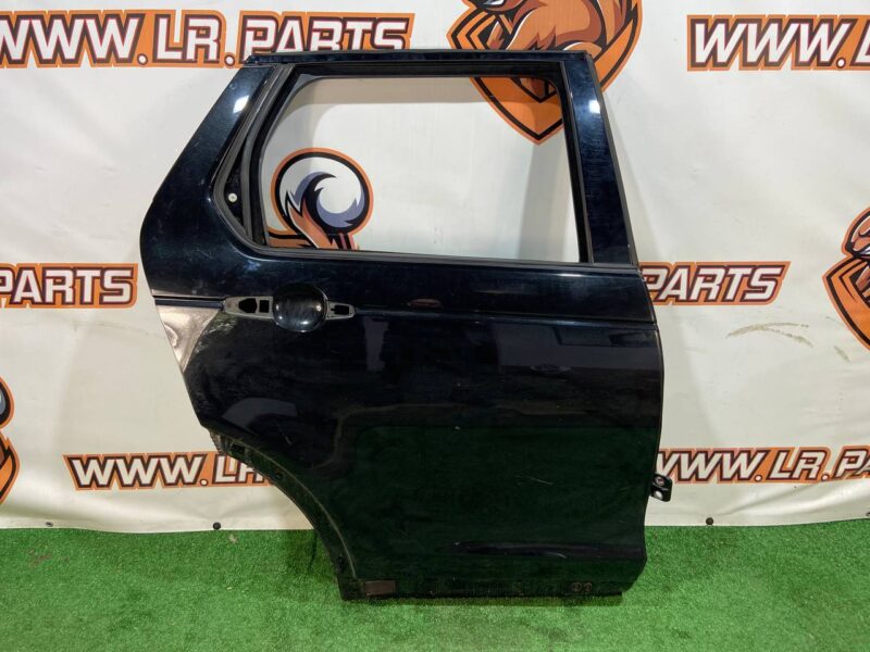 LR061284 Rear right door Land Rover Discovery Sport L550 (2015-) Used cost 500 € in stock 1 pcs.