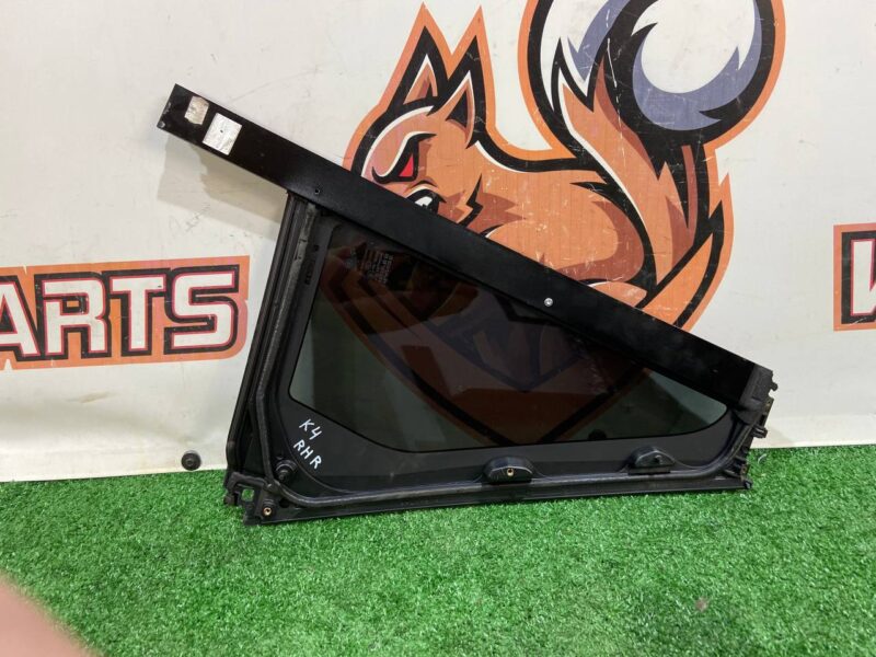LR065502 Rear right window door glass Range Rover L405 (2013-2021) Used cost 100 € in stock 5 pcs.