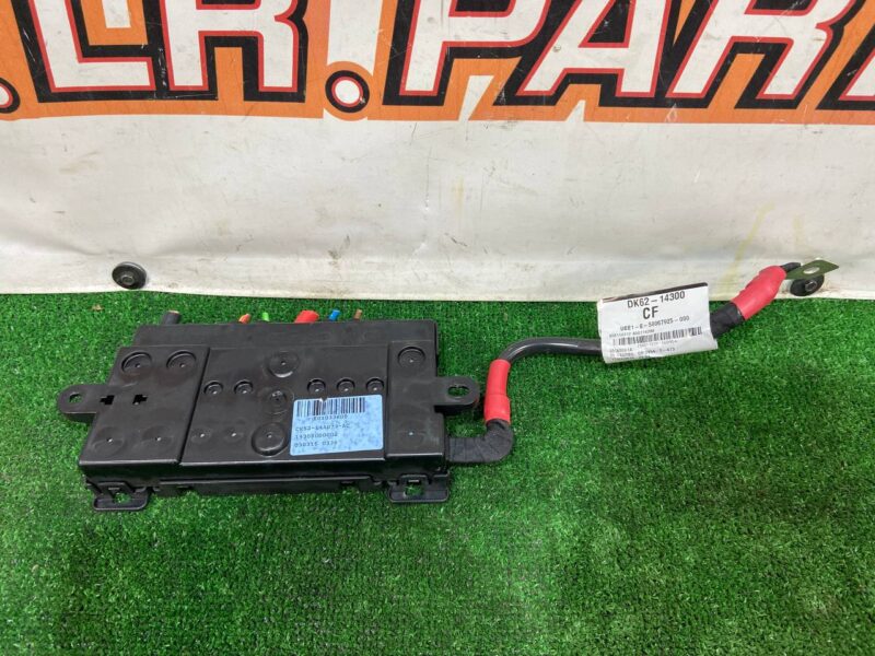LR069016 Used fuse box Range Rover L405 (2013-2021) cost 90 € in stock 2 pcs.