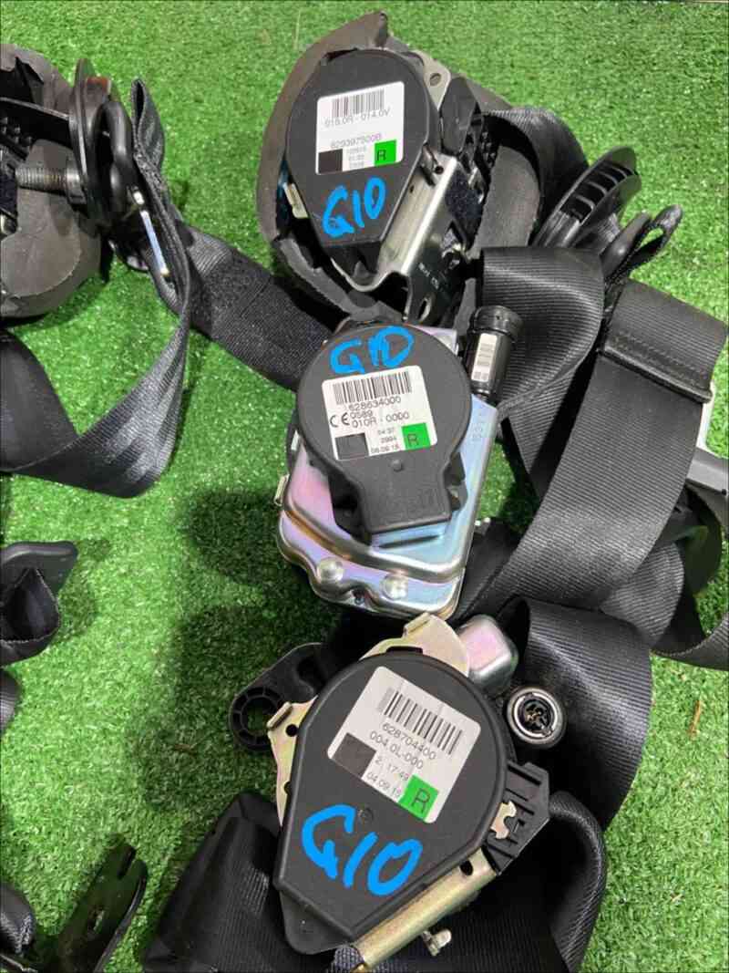 LR072151 Seat belt set Land Rover Discovery Sport L550 (2015-) Used cost 400 € in stock 2 pcs.