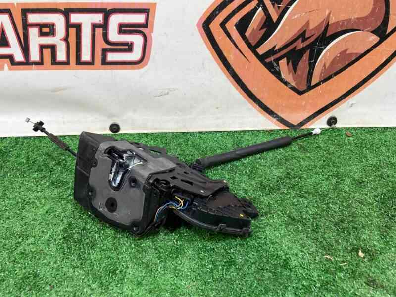 LR078734 Door lock front left Range Rover L405 (2013-2021) used cost 115 € in stock 2 pcs.