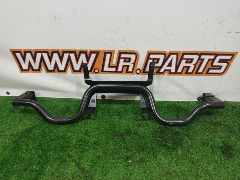 LR083118 Bumper mounting bracket central Land Rover Discovery 5 L462 Used cost 21,29 € in stock 1 pcs.