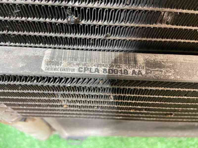 LR084439 Radiator cassette 3.0D 4.4D Range Rover L405 (2013-2021) Used cost 700 € in stock 1 pcs.