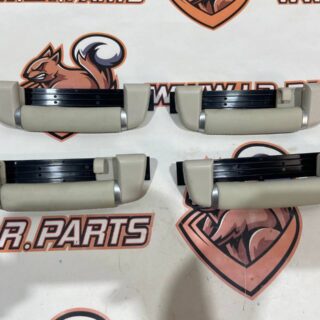 LR107327 Range Rover L405 (2013-2021) roof rail kit used cost 80 € in stock 1 pcs.