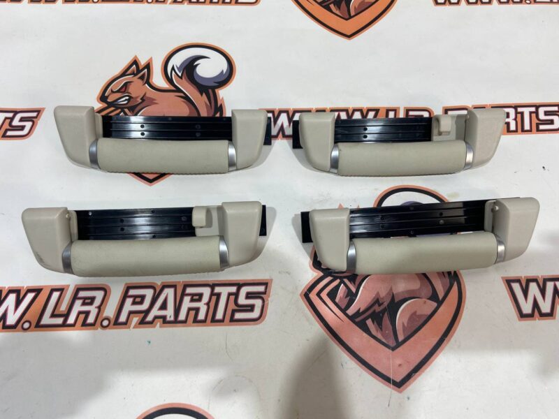 LR107327 Range Rover L405 (2013-2021) roof rail kit used cost 80 € in stock 1 pcs.