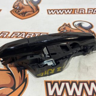 LR108184 Door handle outside rear left assy Range Rover Sport L494 (2014-2022) used cost 30 € in stock 2 pcs.