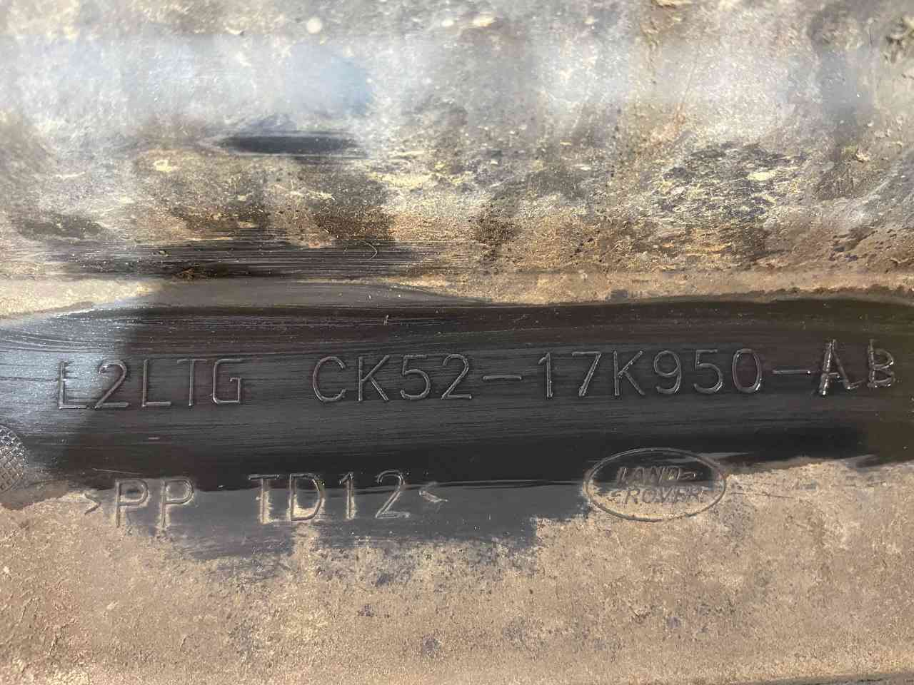 LR108920 Rear Bumper Cover Range Rover L405 (2013-2021) Used cost 40 € in stock 1 pcs.