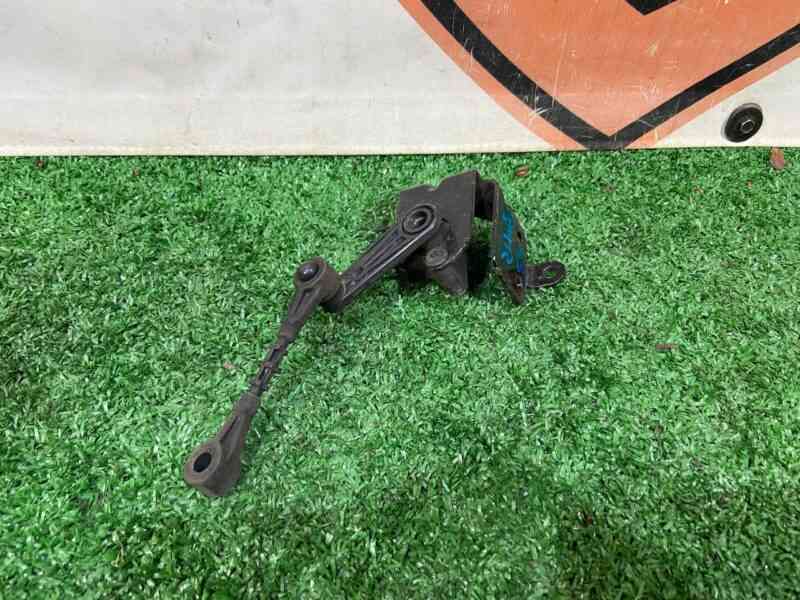 LR114545 Rear right body position sensor Range Rover Evoque New L551 (2019-) used cost 65 € in stock 4 pcs.