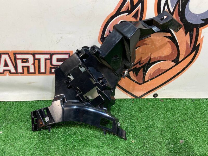 LR114958 Rear Right Bumper Bracket Range Rover Evoque New L551 (2019-) used cost 50 € in stock 2 pcs.