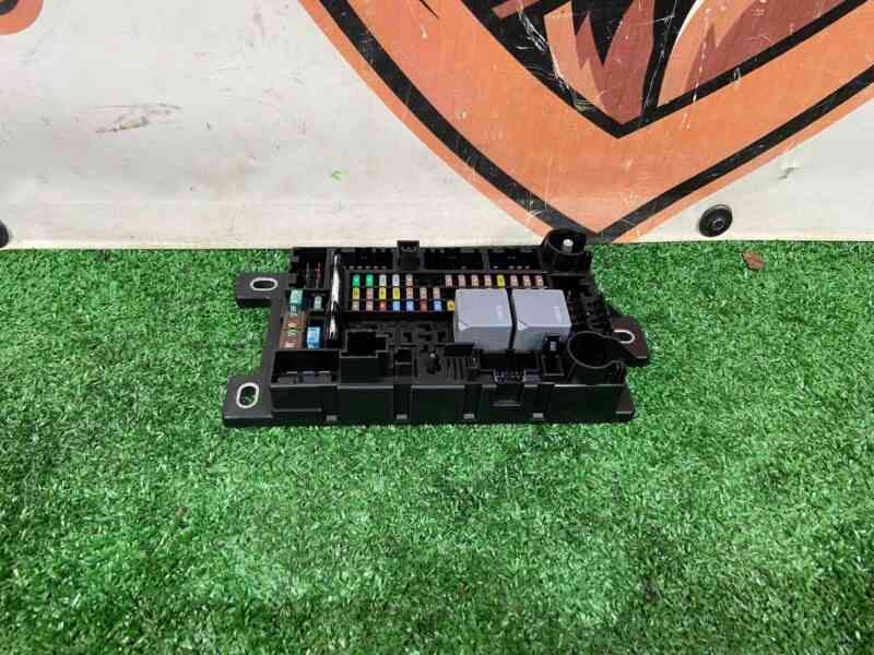 LR115398 Fuse box Land Rover Discovery Sport L550 (2015-) Used cost 100 € in stock 2 pcs.