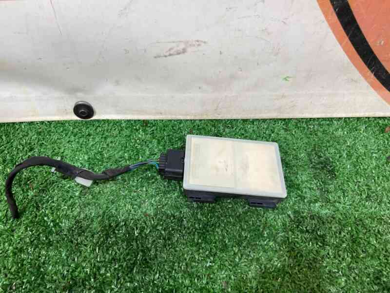 LR115408 Blind Spot Sensor Land Rover Discovery Sport L550 (2015-) Used cost 300 € in stock 5 pcs.