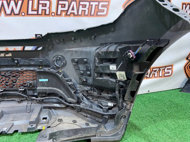 LR117411 Front bumper assembly Range Rover Evoque New L551 (2019-) used cost 1 650 € in stock 1 pcs.