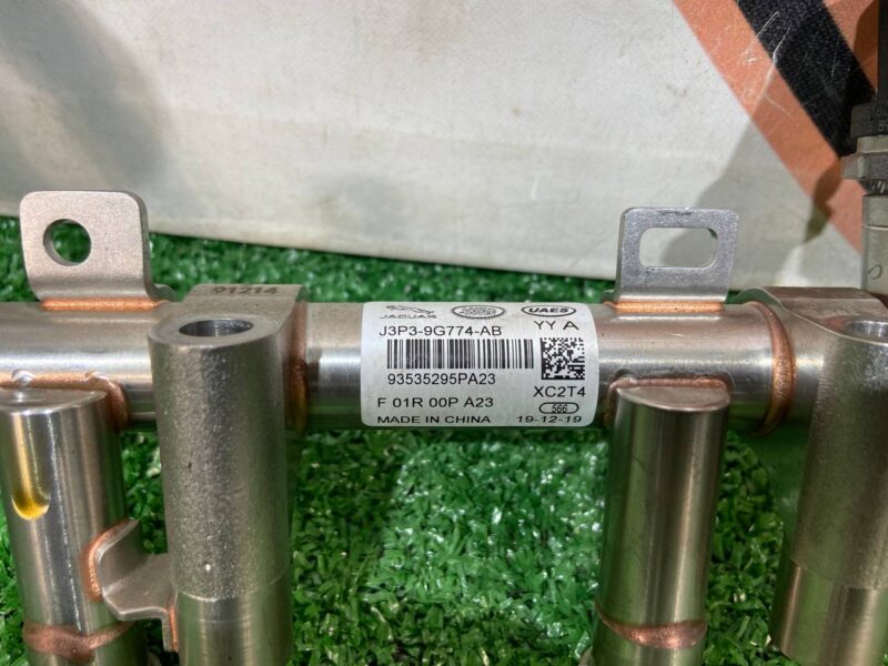 LR125399 Fuel rail Range Rover Evoque New L551 (2019-) Used cost 100 € in stock 1 pcs.