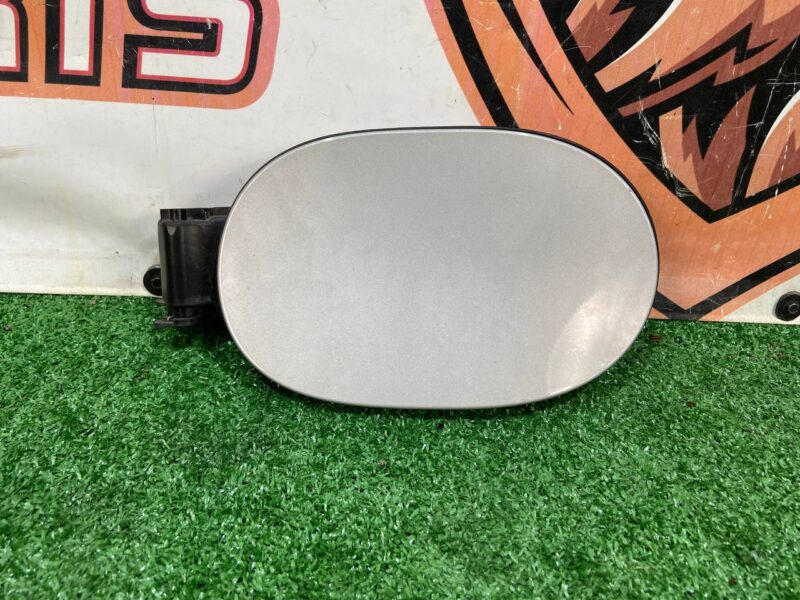 LR125438 Charging port cover Range Rover Evoque New L551 (2019-) used cost 50 € in stock 1 pcs.