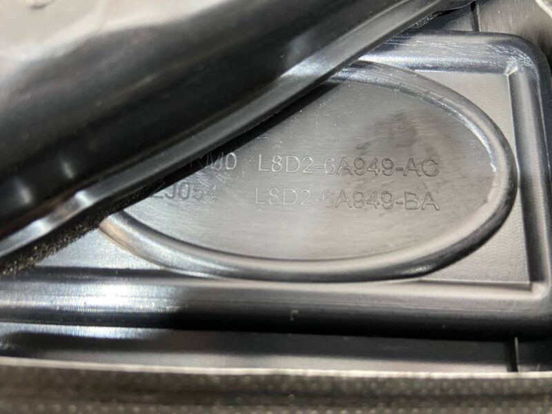 LR125482 Engine cover 1.5 Range Rover Evoque New L551 (2019-) used cost 125 € in stock 2 pcs.