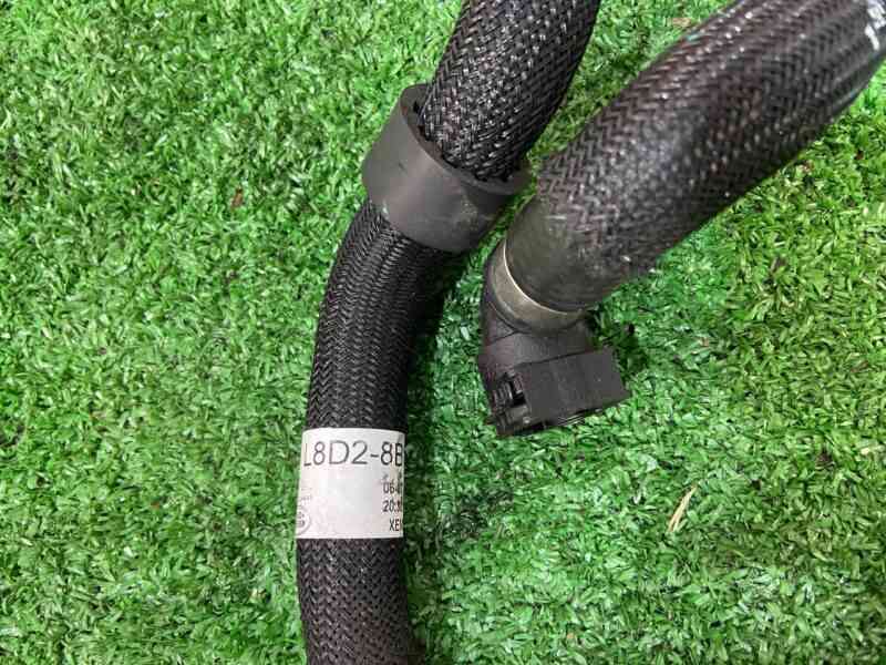 LR125555 Cooling system hose Range Rover Evoque New L551 (2019-) used cost 42 € in stock 2 pcs.