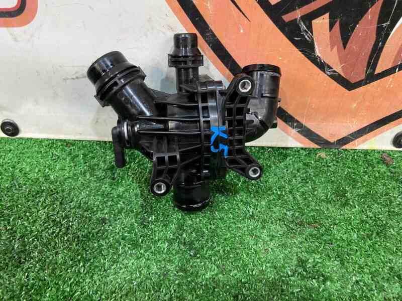 LR125560 Thermostat 1.5 i Range Rover Evoque New L551 (2019-) used cost 75 € in stock 1 pcs.