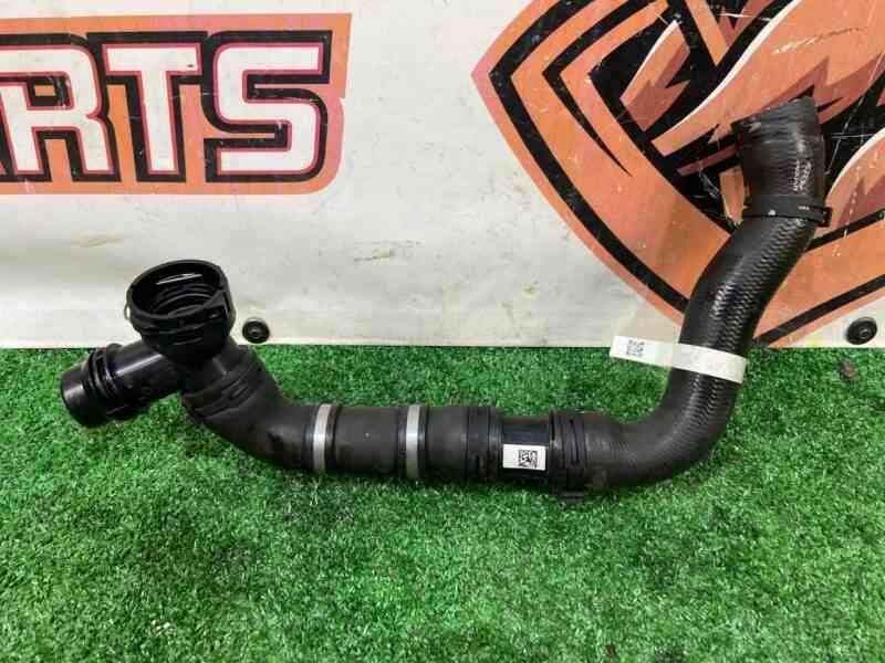 LR125562 Water heater hose Range Rover Evoque New L551 (2019-) used cost 25 € in stock 1 pcs.