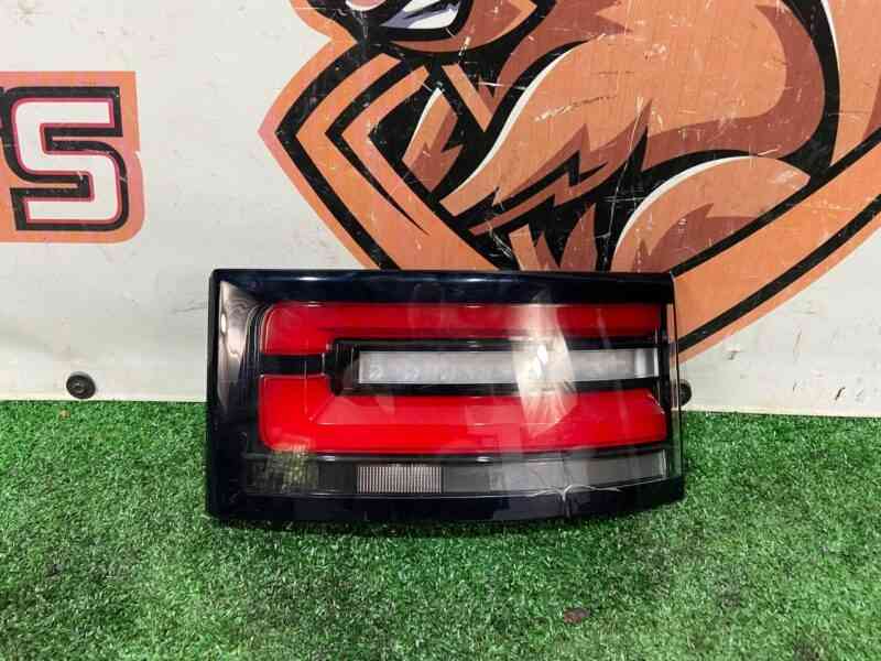 LR126302 Rear right lamp in the trunk lid Land Rover Discovery 5 L462 (2017-) used - Image 12