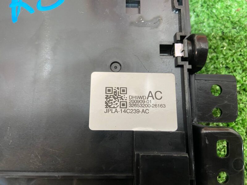 LR126760 Heater control unit Range Rover Evoque New L551 (2019-) Used cost 110 € in stock 1 pcs.