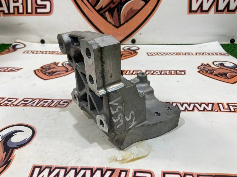 LR127817 Engine Bracket Range Rover Evoque New L551 (2019-) used cost 90 € in stock 1 pcs.