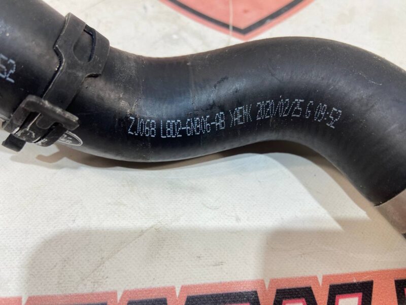 LR129414 Used air duct Land Rover New Defender L663 (2020-) cost 40 € in stock 1 pcs.