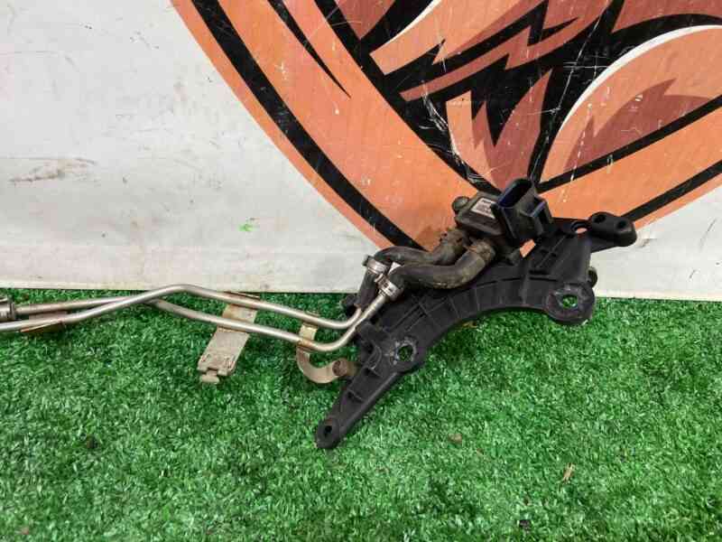 LR133910 Exhaust gas pressure sensor Range Rover Evoque L538 (2012-2018) used cost 50 € in stock 1 pcs.