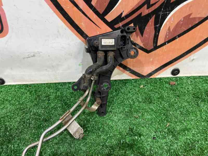 LR133910 Exhaust gas pressure sensor Range Rover Evoque L538 (2012-2018) used cost 50 € in stock 1 pcs.