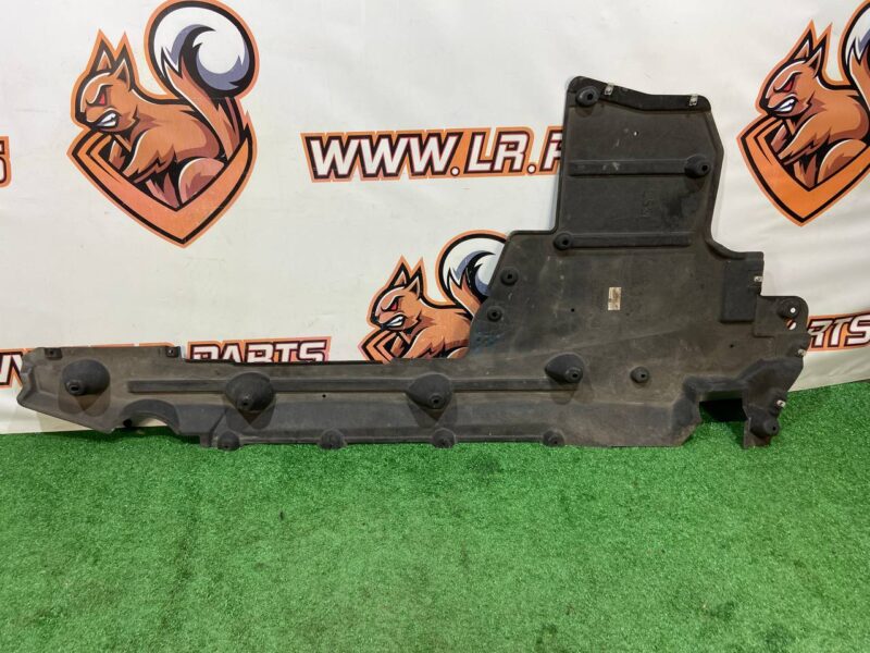 LR135170 Underbody protection rear right Range Rover Evoque New L551 (2019-) Used cost 150 € in stock 1 pcs.