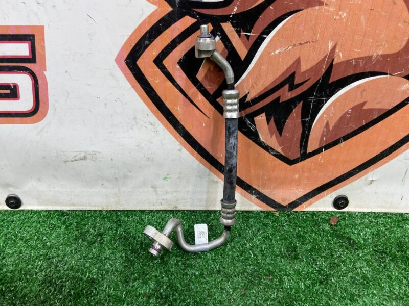 LR135175 Air Conditioning Pipe Range Rover Evoque New L551 (2019-) Used cost 55 € in stock 1 pcs.