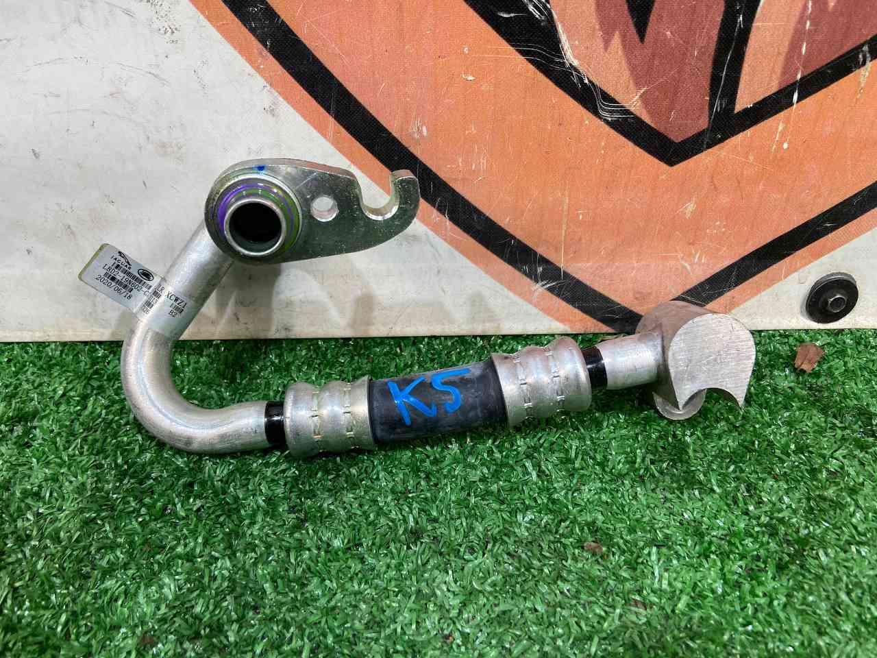 LR135176 Air conditioning pipe Range Rover Evoque New L551 (2019-) used cost 65 € in stock 1 pcs.