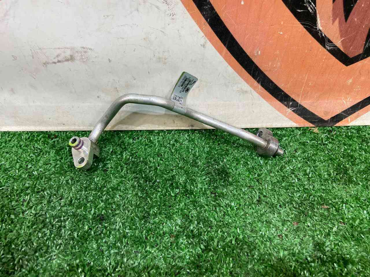 LR135186 Air conditioning pipe Range Rover Evoque New L551 (2019-) used cost 75 € in stock 1 pcs.