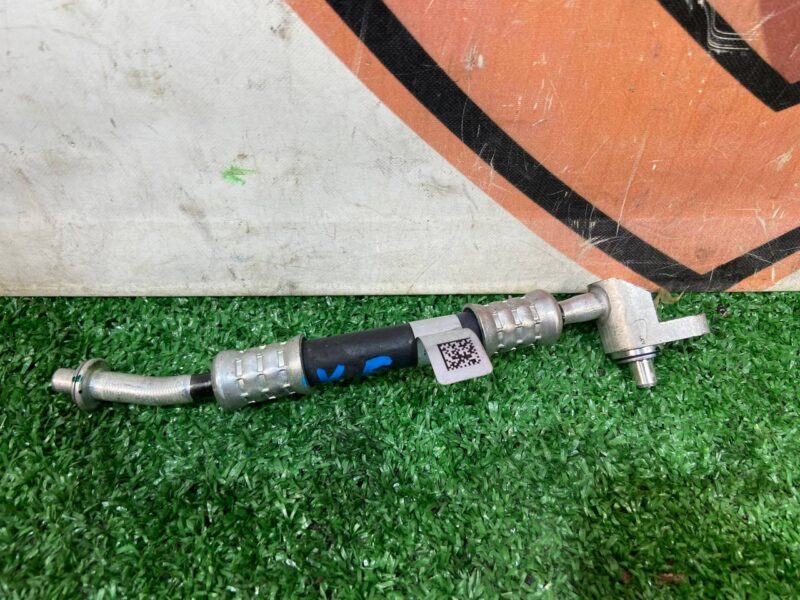 LR135190 Air conditioning pipe from valve to cooler Range Rover Evoque New L551 (2019-) used cost 30 € in stock 1 pcs.
