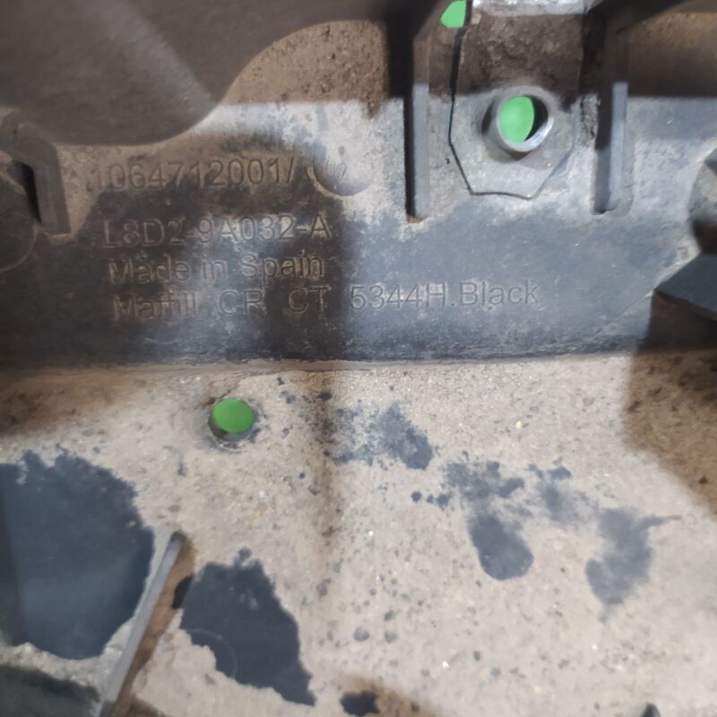 LR135228 Heat shield Range Rover Evoque New L551 (2019-) used cost 30 € in stock 1 pcs.