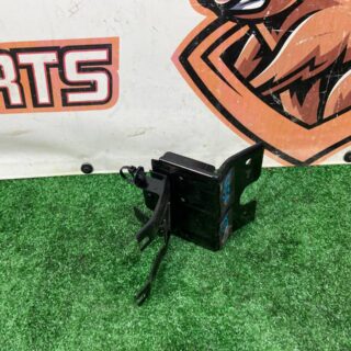 LR135276 Battery bracket Range Rover Evoque New L551 (2019-) USED cost 70 € in stock 1 pcs.
