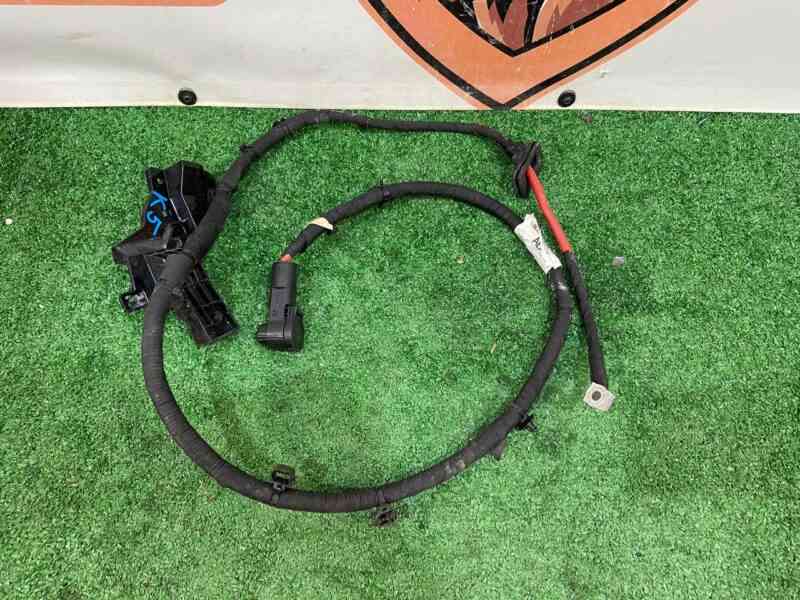 LR135301 Battery positive wire Range Rover Evoque New L551 (2019-) used cost 55 € in stock 1 pcs.