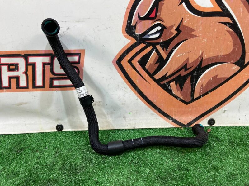 LR135308 Lower radiator hose Range Rover Evoque New L551 (2019-) used cost  € in stock 1 pcs.