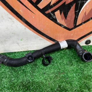 LR135310 Branch pipe of the cooling system separator Range Rover Evoque New L551 (2019-) used cost  € in stock 1 pcs.