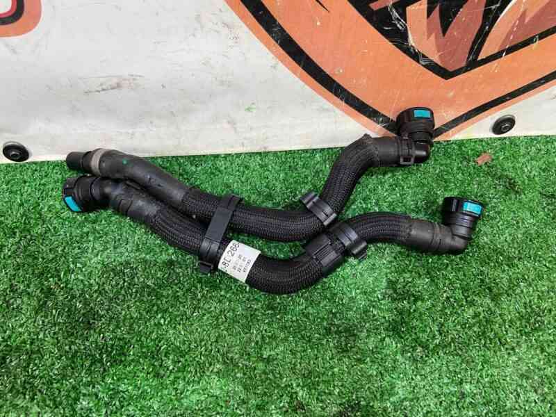LR135411 Traction battery cooling hose Range Rover Evoque New L551 (2019-) used cost 42 € in stock 2 pcs.