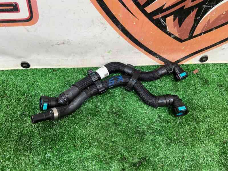 LR135411 Traction battery cooling hose Range Rover Evoque New L551 (2019-) used cost 42 € in stock 2 pcs.