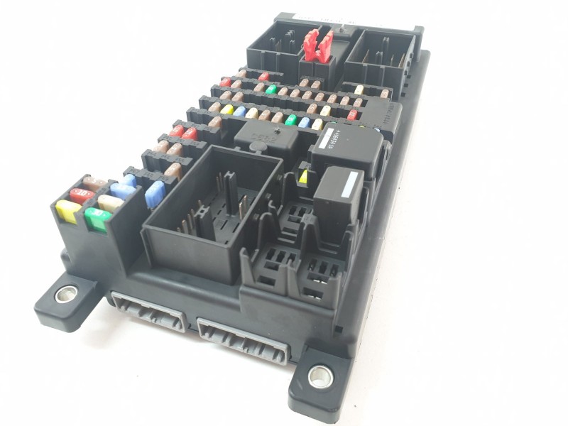 LR137654 Fuse box Land Rover Discovery Sport L550 (2015-) Used cost 85 € in stock 2 pcs.