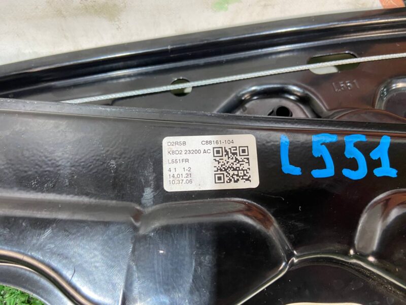 LR137687 Front right window regulator Range Rover Evoque New L551 (2019-) USED cost 100 € in stock 2 pcs.