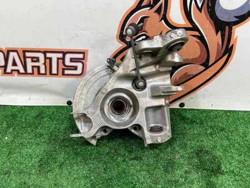 LR139877 Rear left trunnion Range Rover Evoque New L551 (2019-) used cost 200 € in stock 2 pcs.