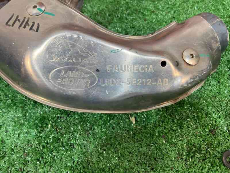 LR140512 Exhaust pipe extension Land Rover Discovery Sport L550 (2015-) Used cost 70 € in stock 1 pcs.
