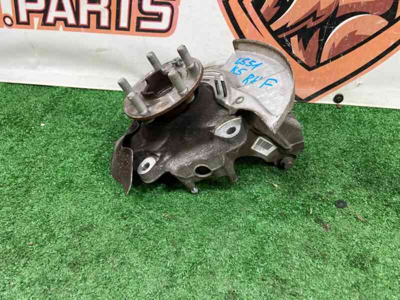 LR140538 Steering knuckle (pin) front right Range Rover Evoque New L551 (2019-) Used cost 350 € in stock 3 pcs.