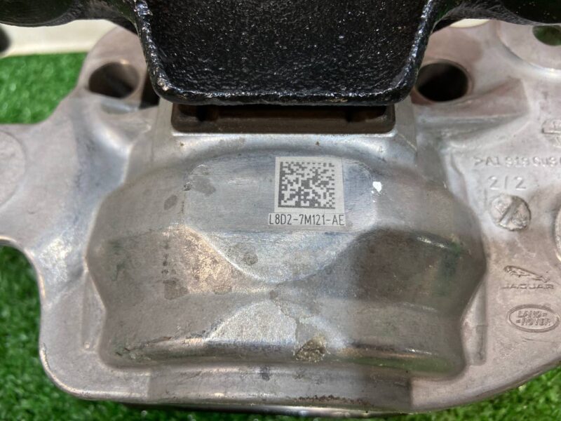 LR145277 Transmission cushion Range Rover Evoque New L551 (2019-) USED cost 120 € in stock 1 pcs.