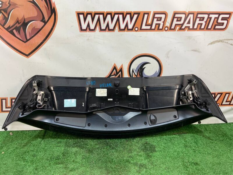 LR171764 Rear spoiler Range Rover Velar L560 (2018-) Used - Image 13