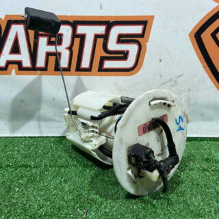 PEAR1335X Fuel pump assembly used MAZDA 3